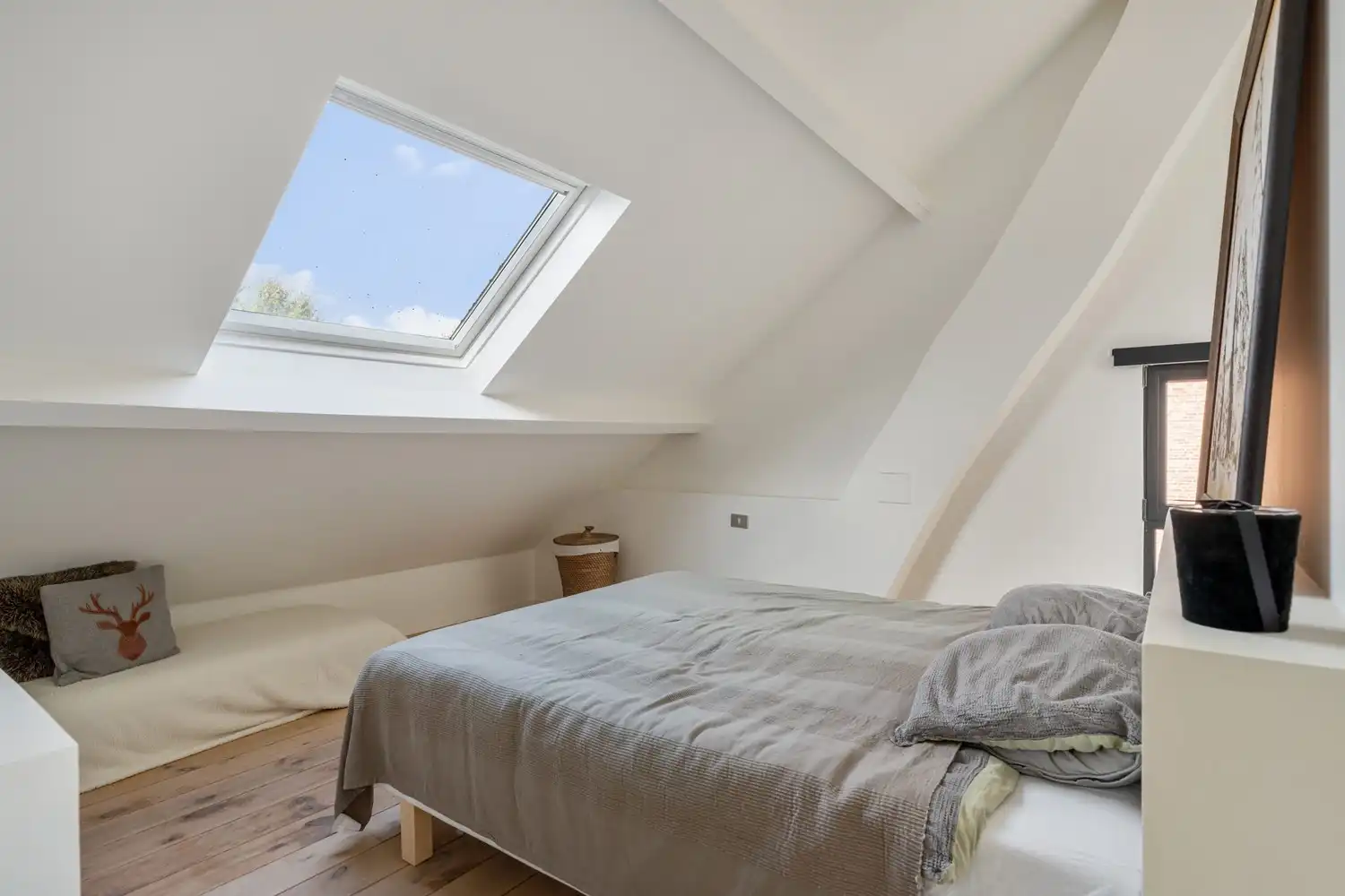 Gerenoveerde en lichtrijke halfopen bebouwing met 3 ruime slaapkamers, een garage, een oprit en een tuin grenzend aan agrarisch gebied te Herent! foto 29