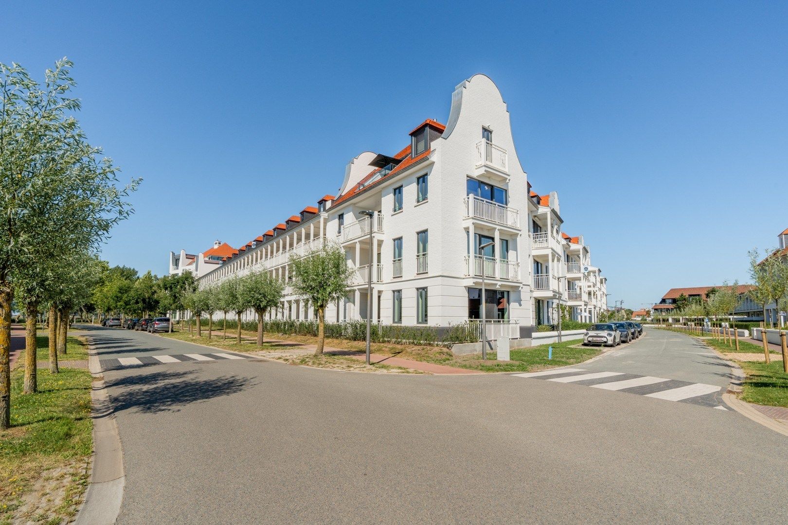 Luxe penthouse te duinenwater met zuid georiënteerd terras nabij het meer. foto 1