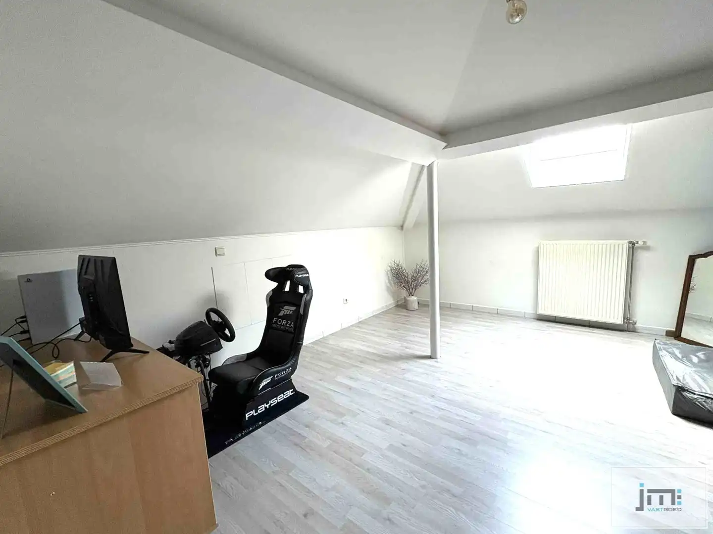 Instapklaar 3-slaapkamerappartement op toplocatie in Borgloon foto 7