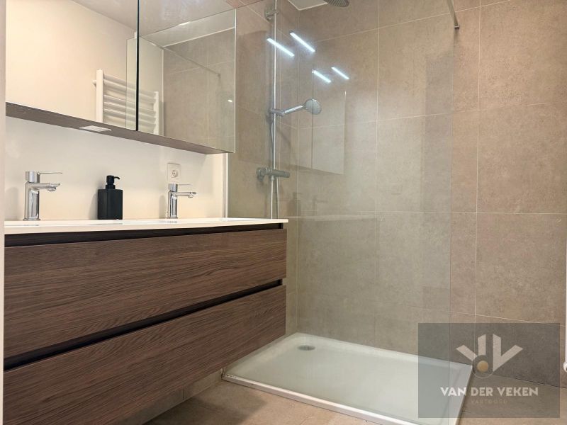 Topappartement met 2 slaapkamers op A-locatie foto 7