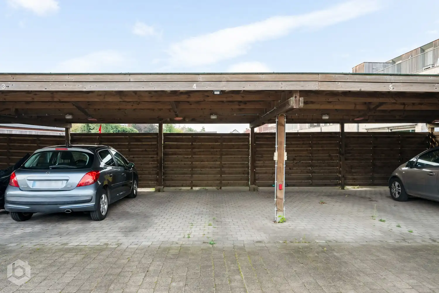 Appartement met 2 slaapkamers en carport foto 15