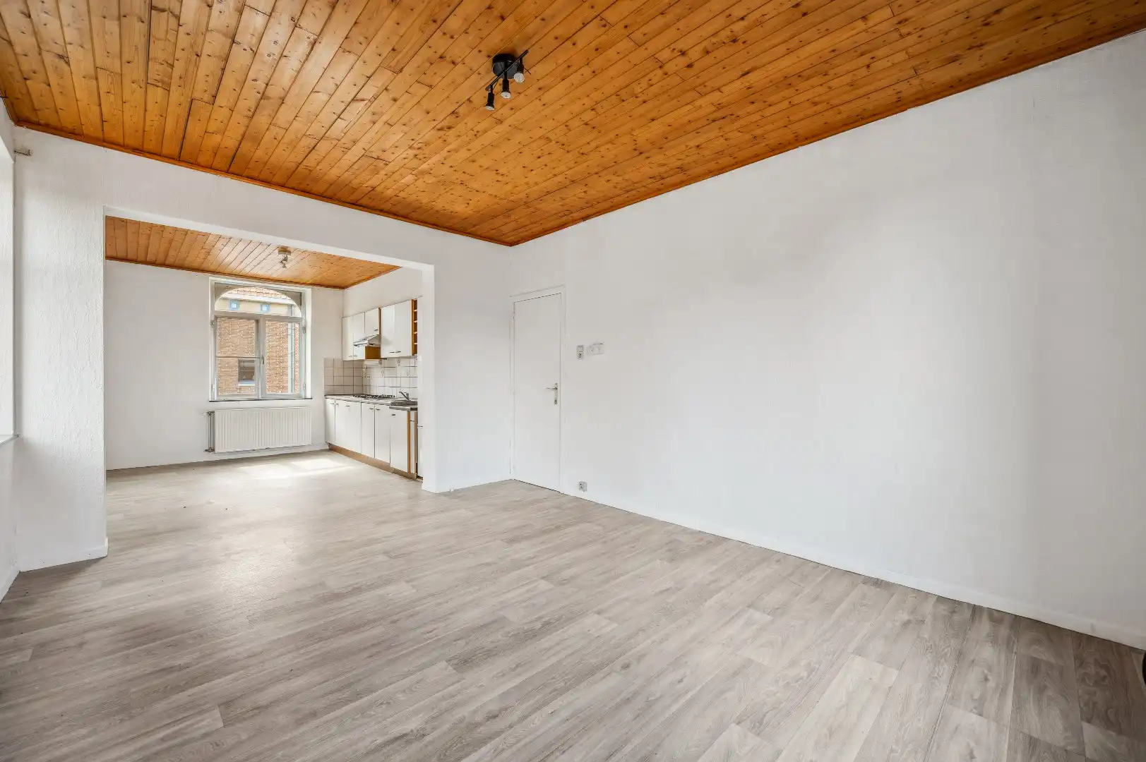 2 vergunde appartementen of 1 huis pal in centrum Herk-de-Stad foto 4