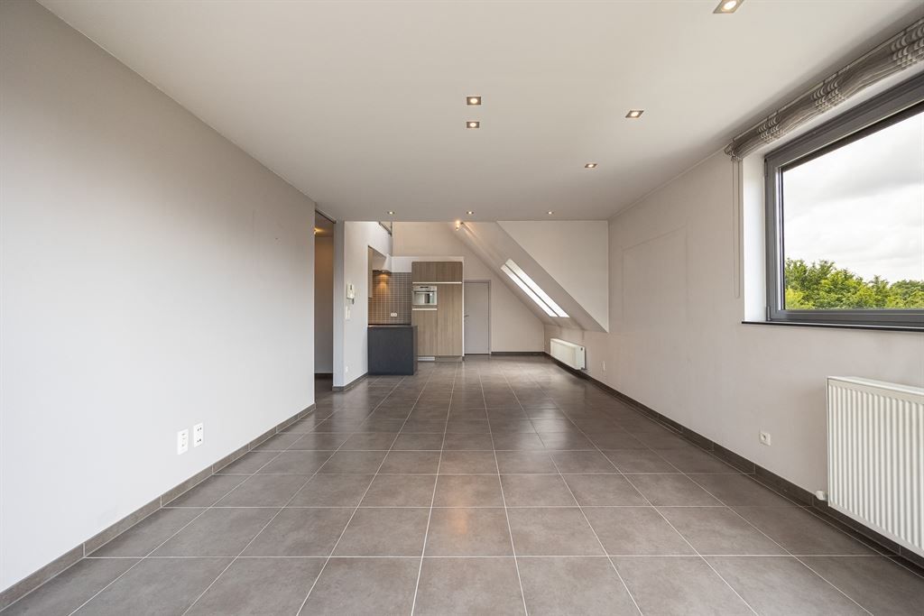 Zeer ruim duplexappartement in hartje Herent! foto 6