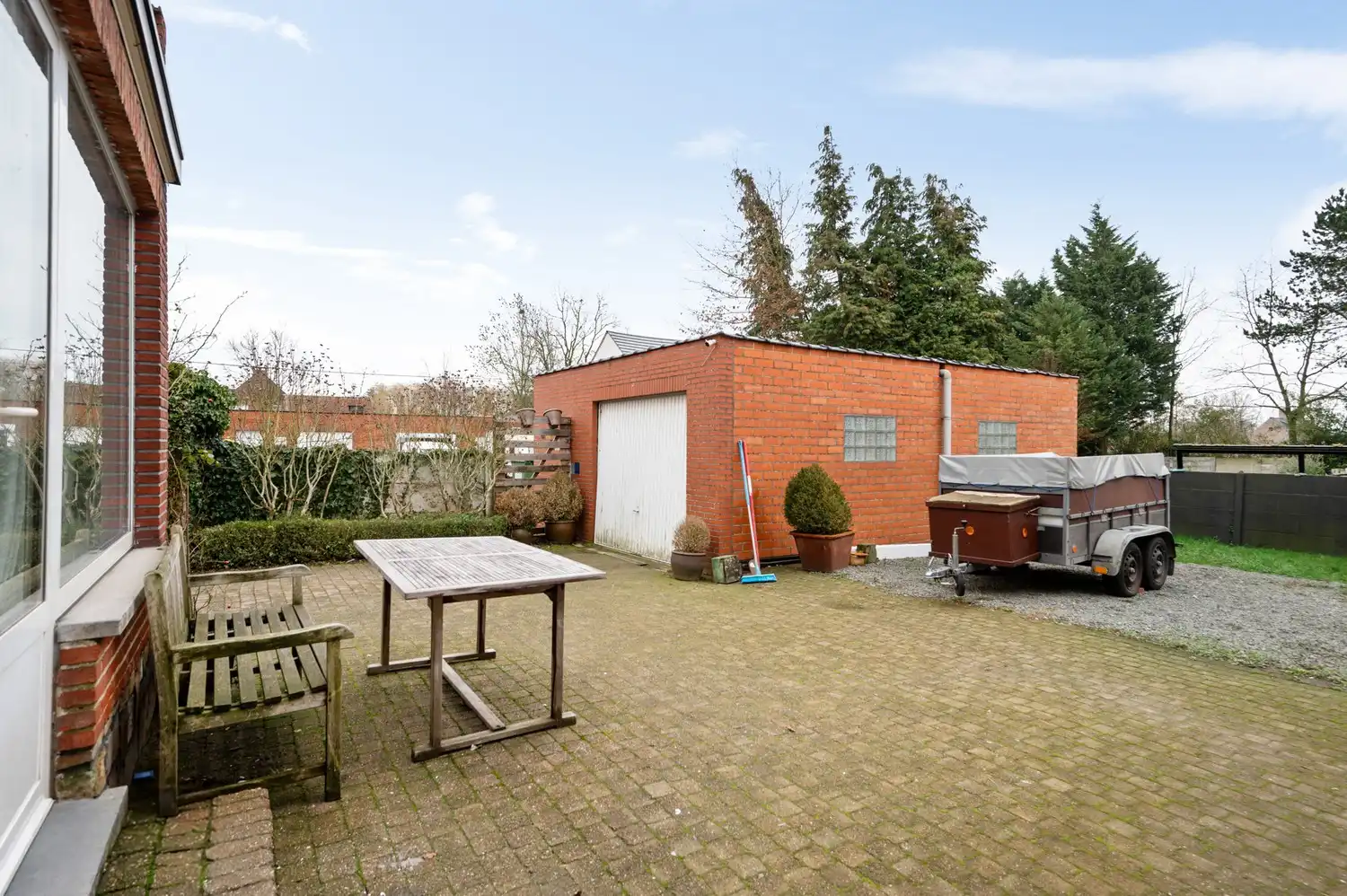 Ruime woning met 3 slpkrs foto 26