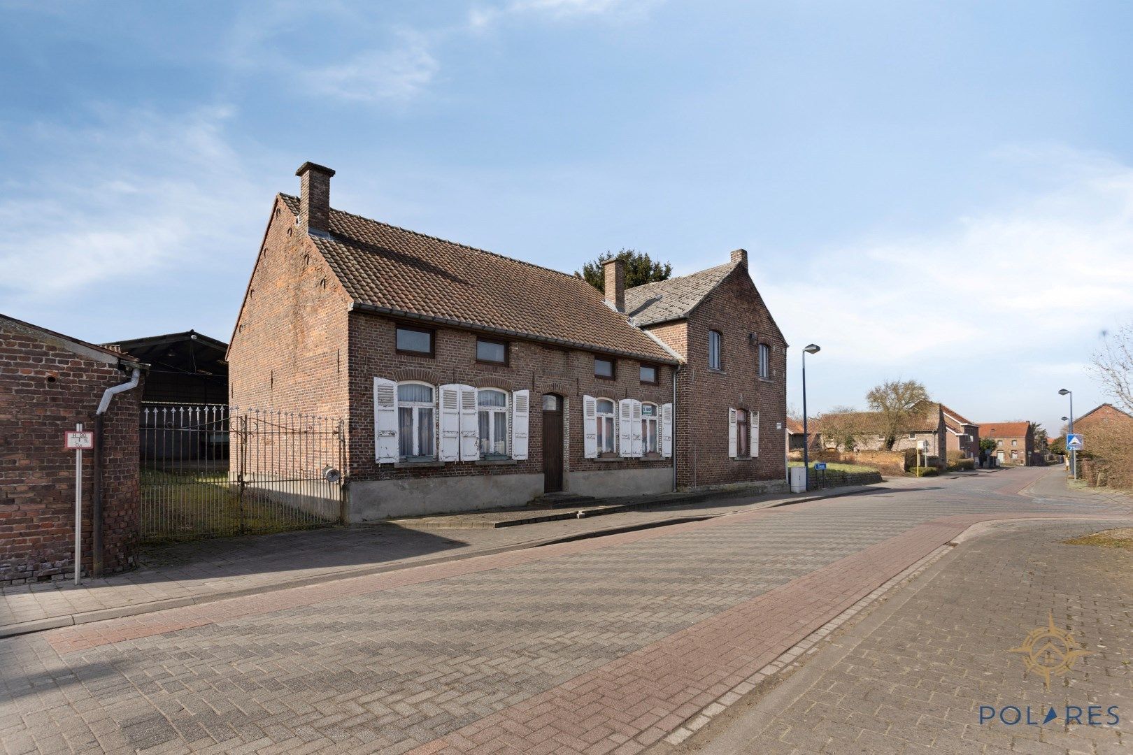 Renovatieproject: woonst met bijgebouwen en loods op 50are foto 8