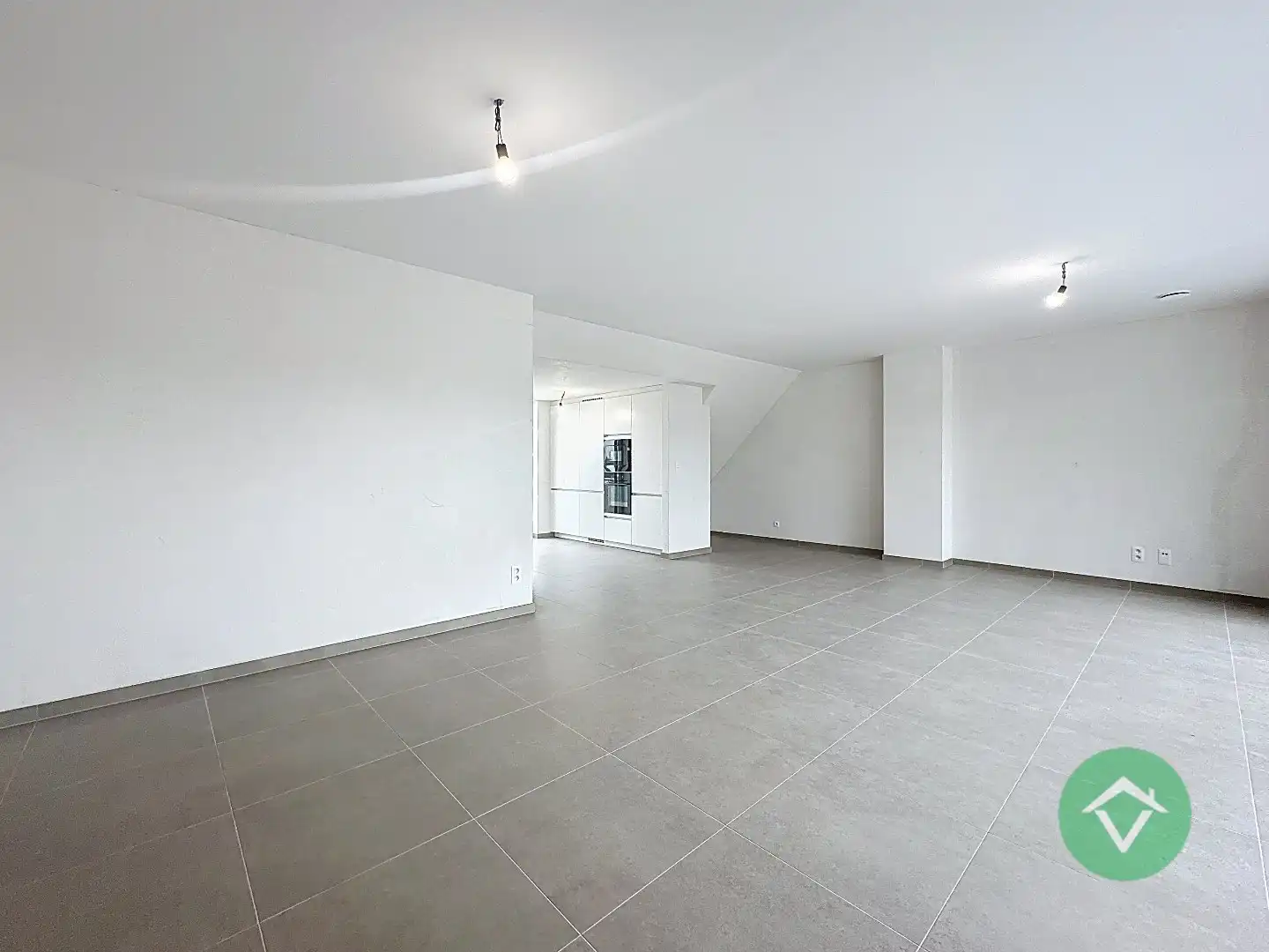 Nieuwbouwappartement met 2 slaapkamers en 2 terrassen in centrum Koekelare  foto 5