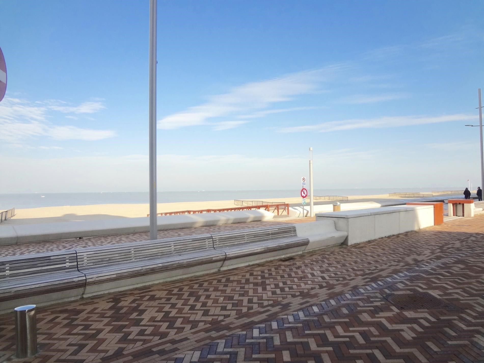 Gesloten garage - aan de Zeedijk foto 4