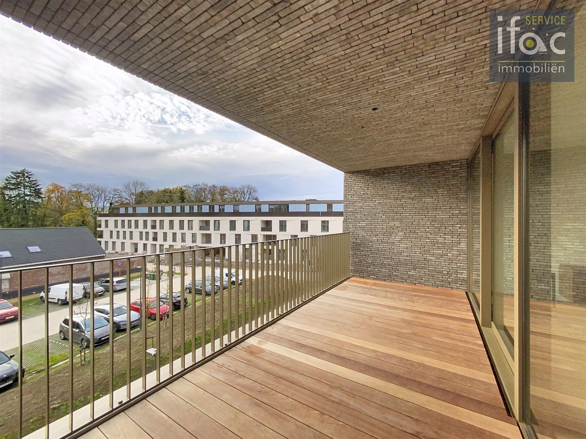 Luxe appartement met ruim terras en 2 autostaanplaatsen op de prestigieuze Panquin site naast het Park van Tervuren foto 16