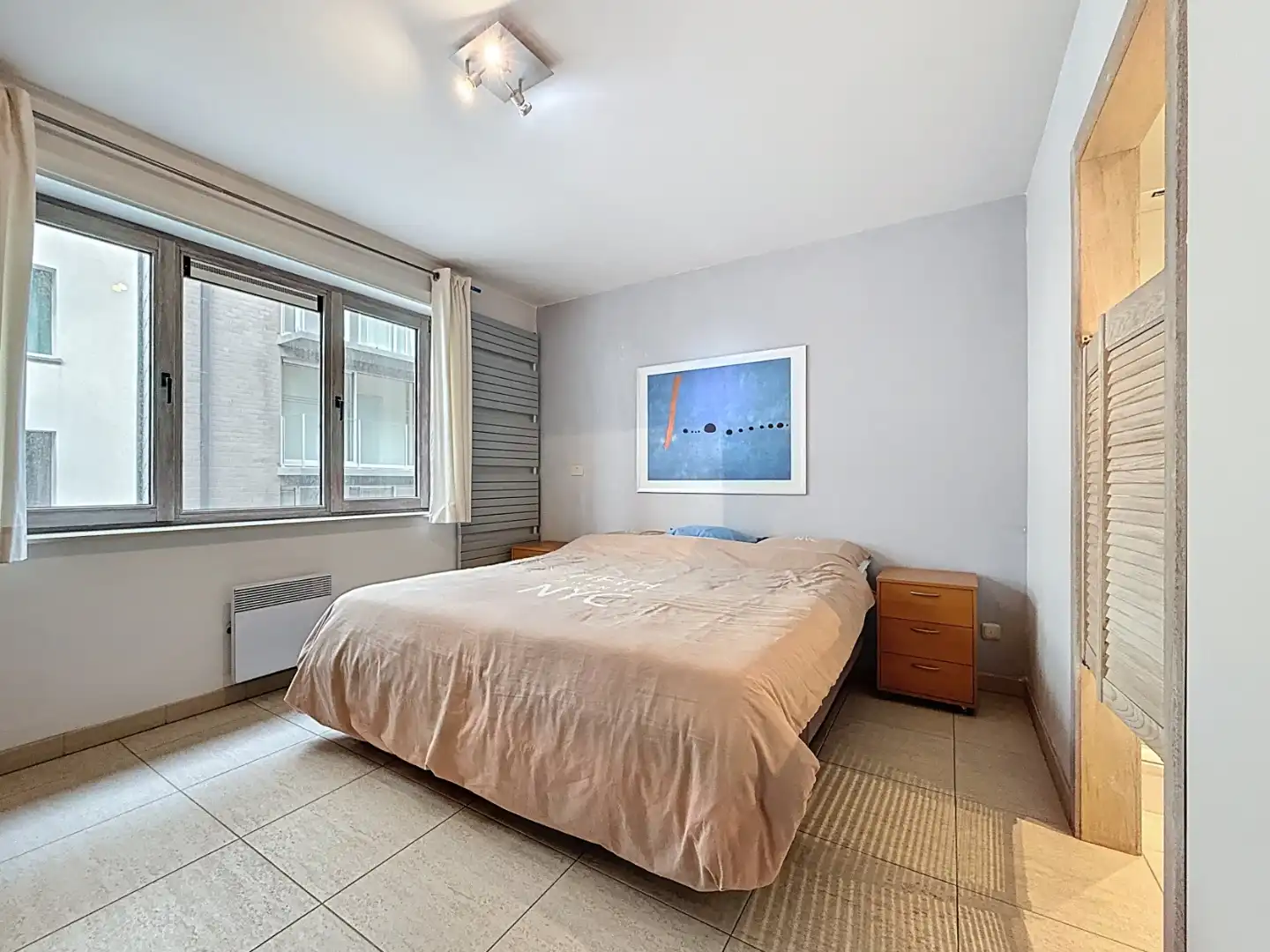 Ruim drieslaapkamer appartement  met zuidgericht terras met centrale ligging te Nieuwpoort-Bad foto 6