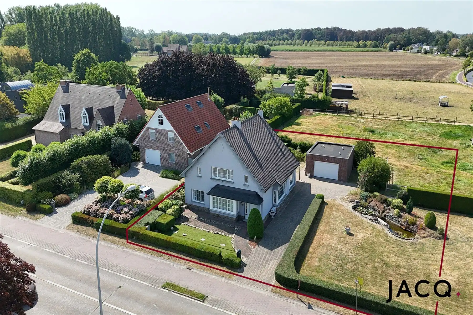 Ruime villa met 4slpk's op een prachtig perceel van 1203m²! foto 28