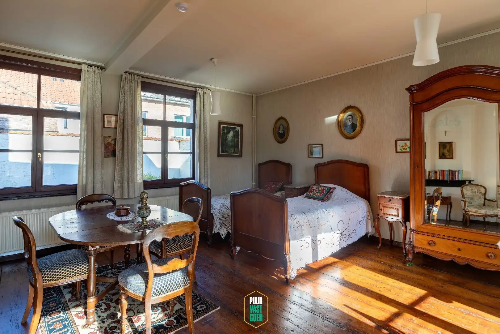 Te huur voor korte duur – Karaktervolle historische woning in hartje Brugge foto 17