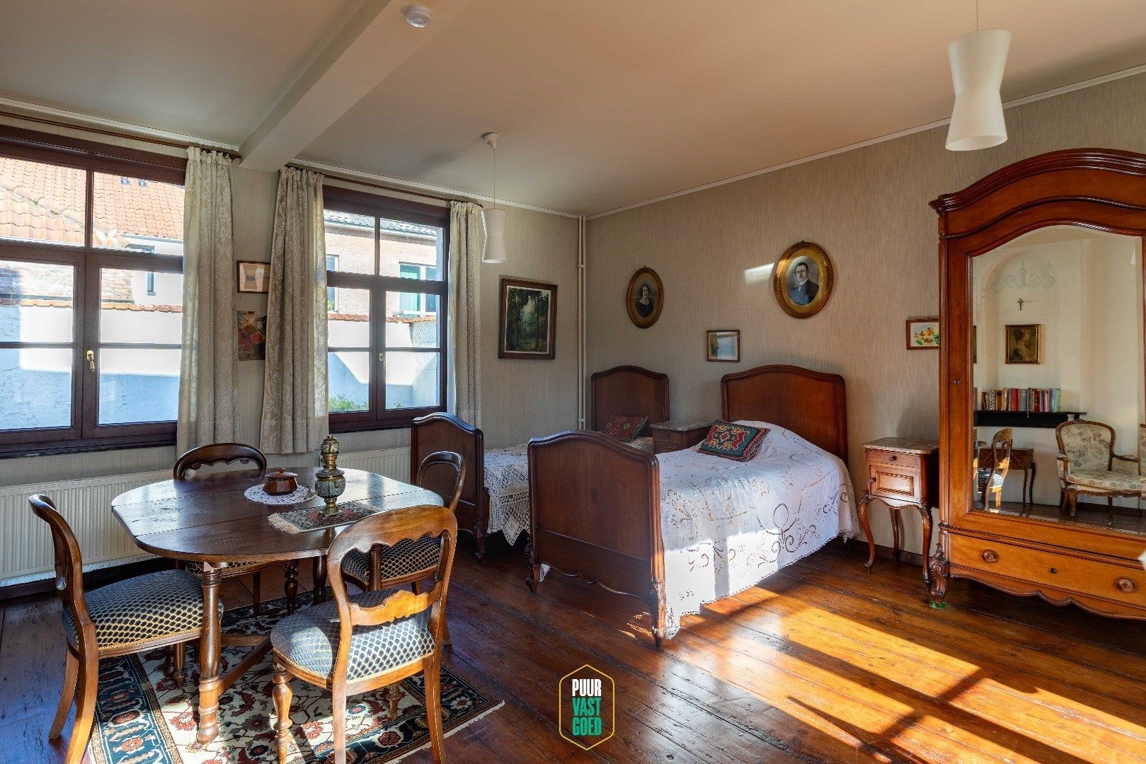 Te huur voor korte duur – Karaktervolle historische woning in hartje Brugge foto 17