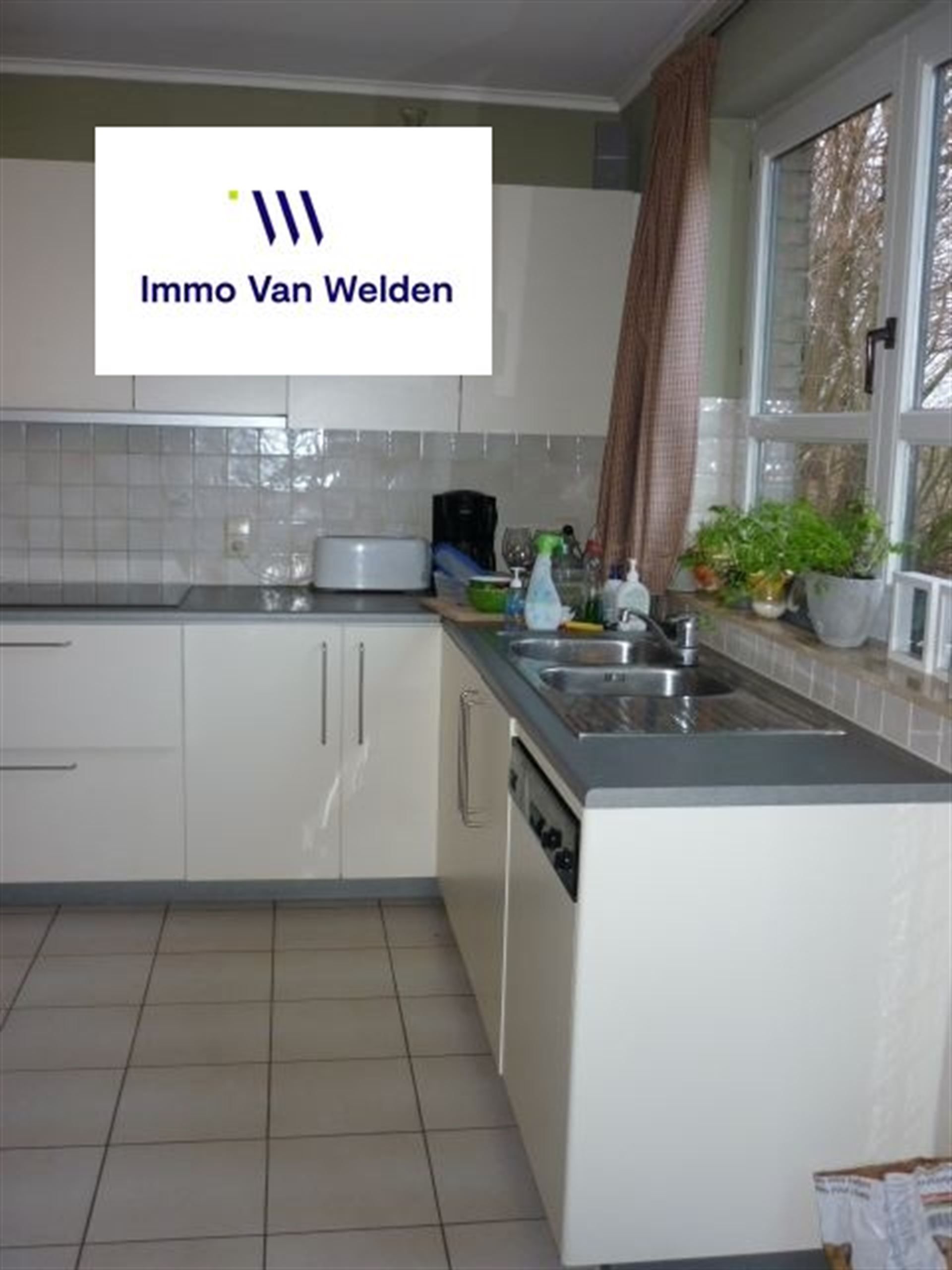 Prachtige gelegen villa te Kruisem in zeer rustige omgeving foto 9