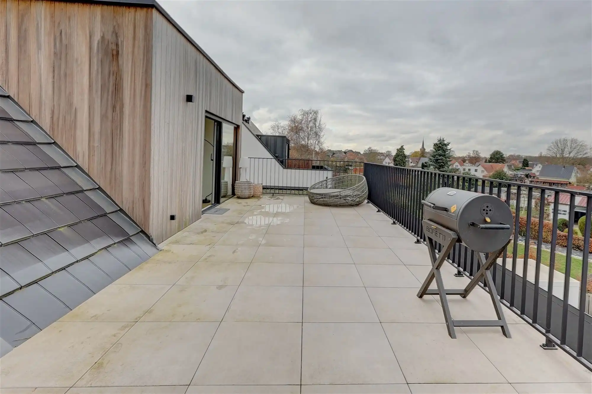 Luxe penthouse met prachtig terras van 46m² foto 12