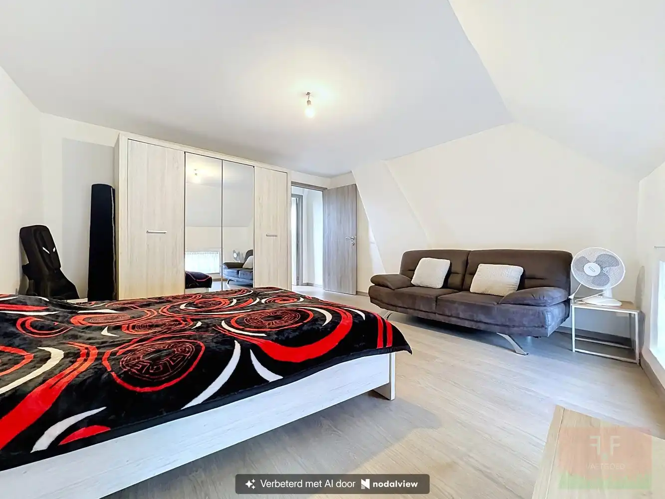 Energiezuinige moderne gezinswoning met garage, 3 slaapkamers, 2 badkamers en stadstuin foto 17