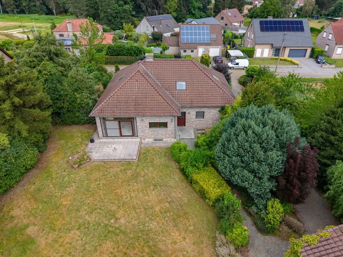 Landelijke villa op 1 hectare in Assent foto 53