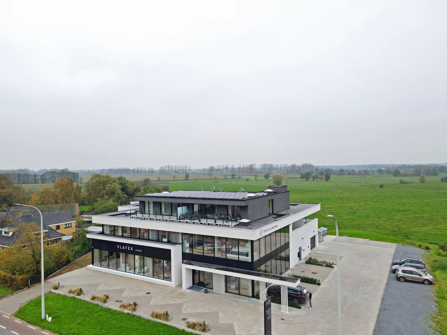 Energiezuinige penthouse te huur nabij het centrum van Waarschoot! foto {{pictureIndex}}