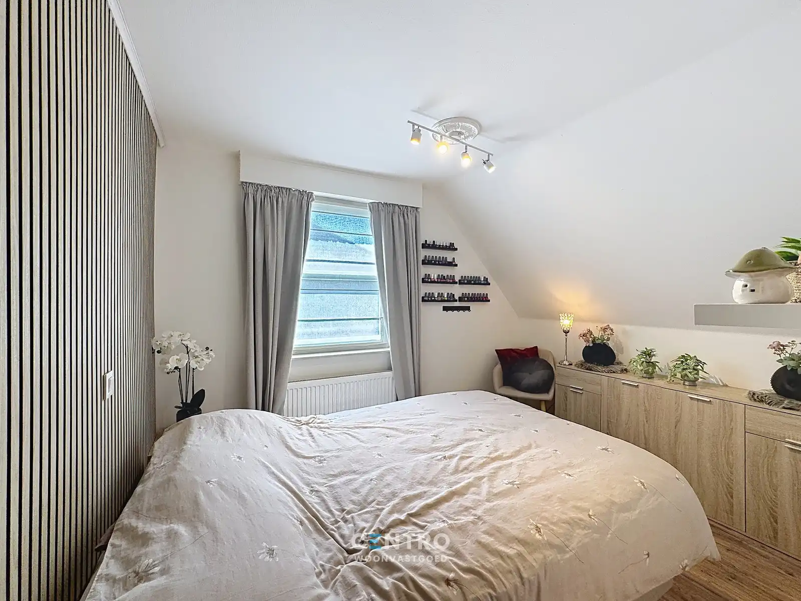 Leuke Energiezuinige woning met 3 slpks, garage én ZUIDger. tuin! foto 24