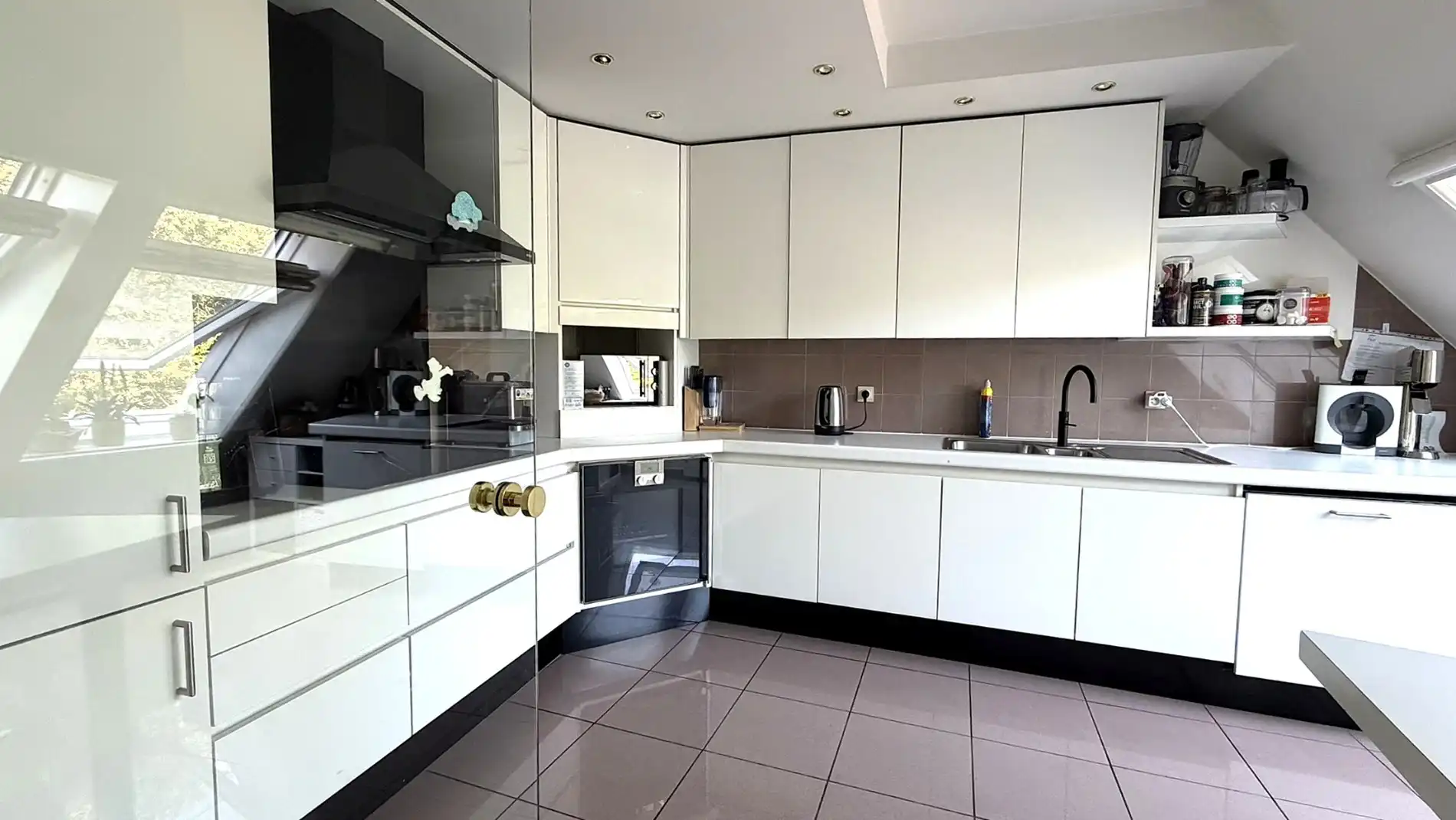Ruime duplex penthouse met fantastisch zicht op de Golf van Brasschaat! foto 8