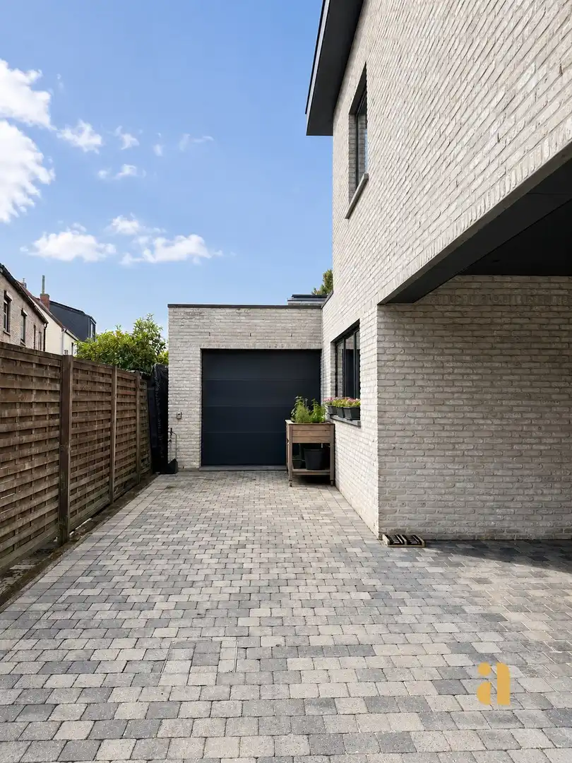 Recente woning, met ruimte voor de perfecte apero foto 30