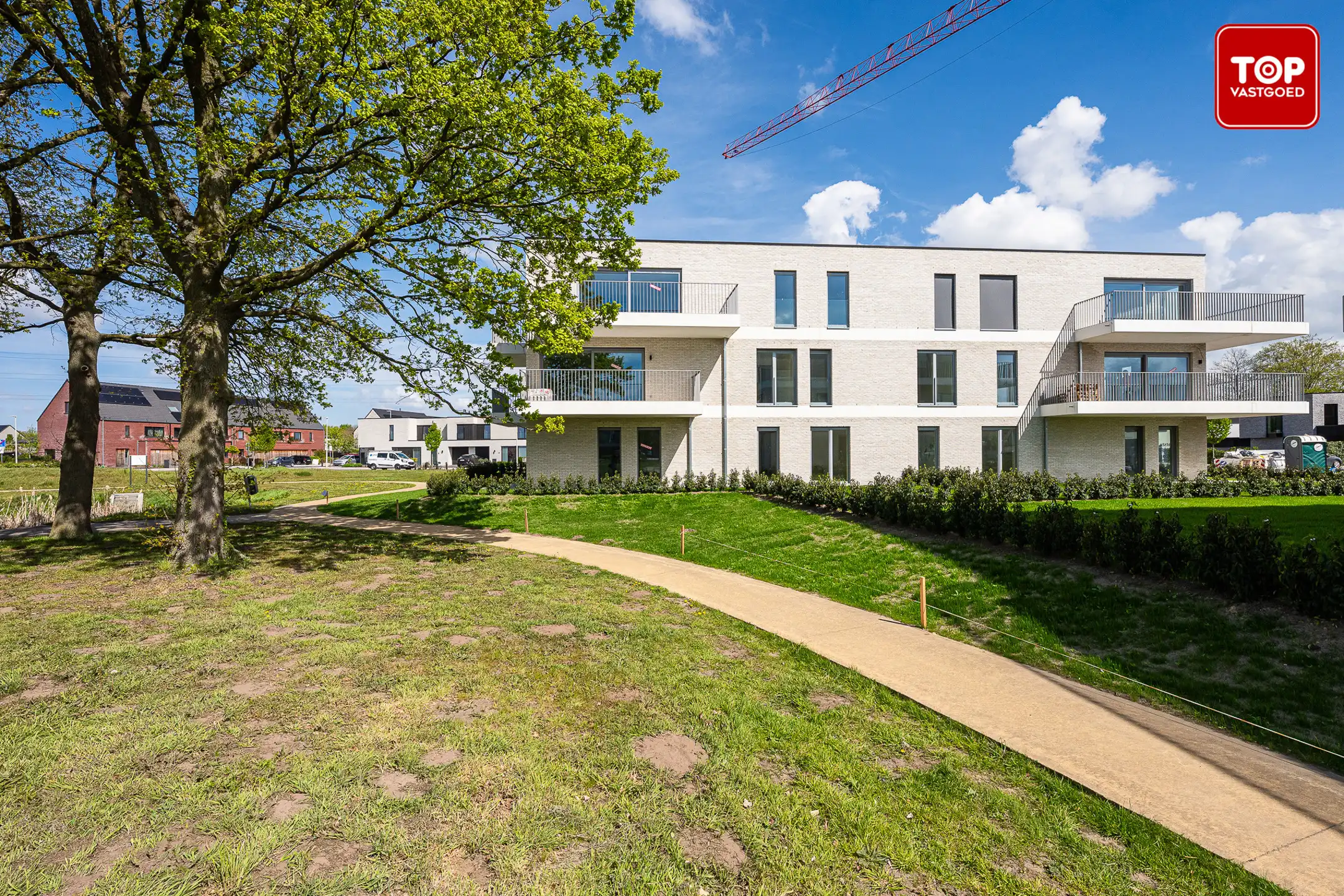 Gelijkvloers appartement  met uitzicht op het park foto {{pictureIndex}}