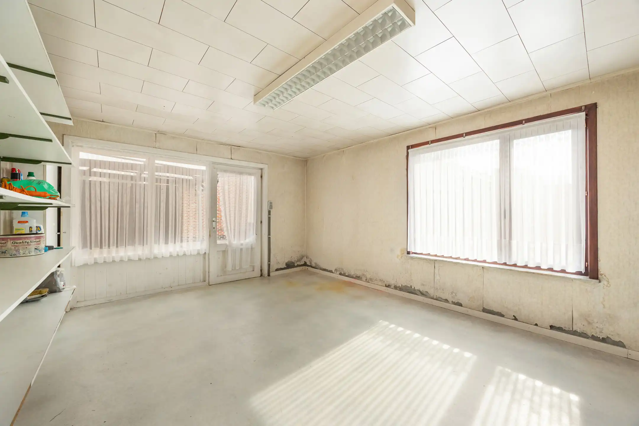 Te renoveren laagbouwwoning met 3 slpk te centrum Lichtaart! foto 23