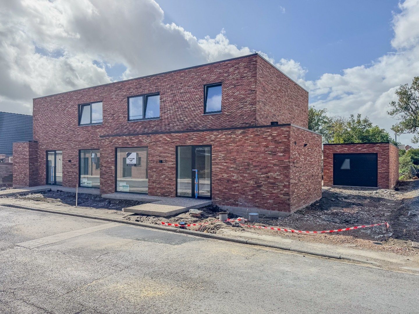 Energiezuinige nieuwbouwwoning met 3 slaapkamers, ruime garage en tuin. foto 27