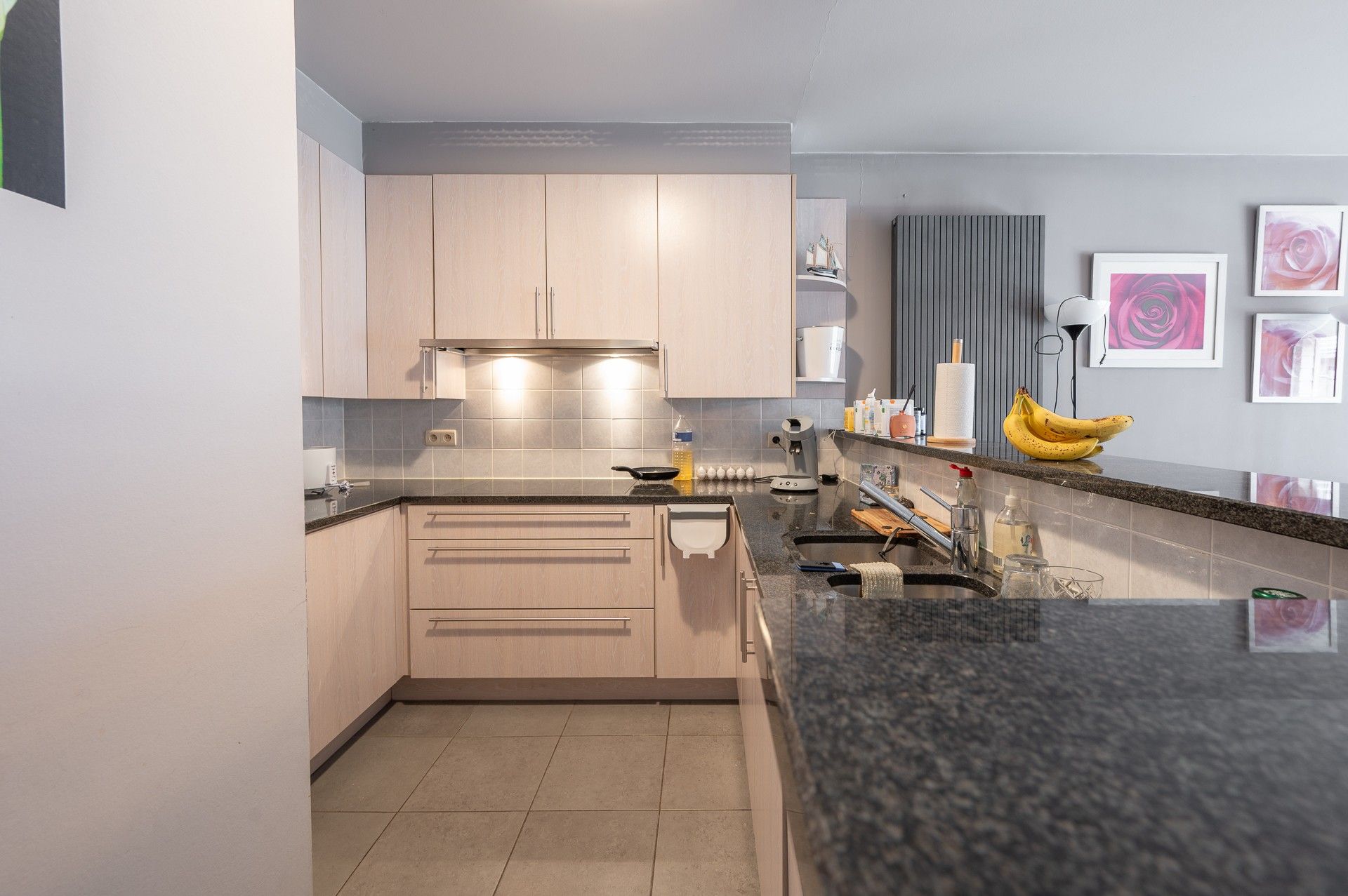 Gemeubeld: gezellig appartement vlakbij de Lippenslaan! foto 8