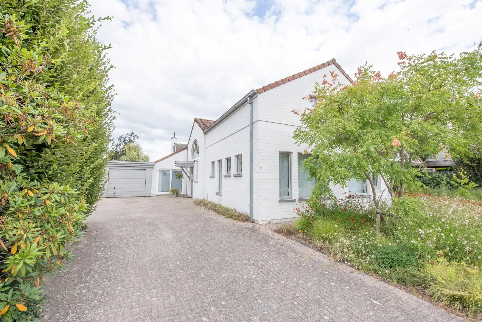 Charmante villa met praktijkruimte op 1023 m² in Zulte foto 27