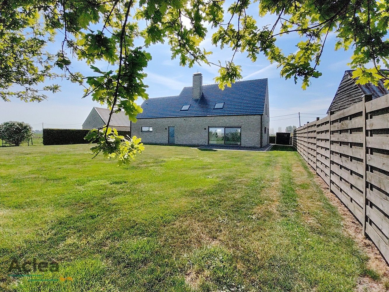 uitzonderlijk ruime landelijk gelegen woning foto 39