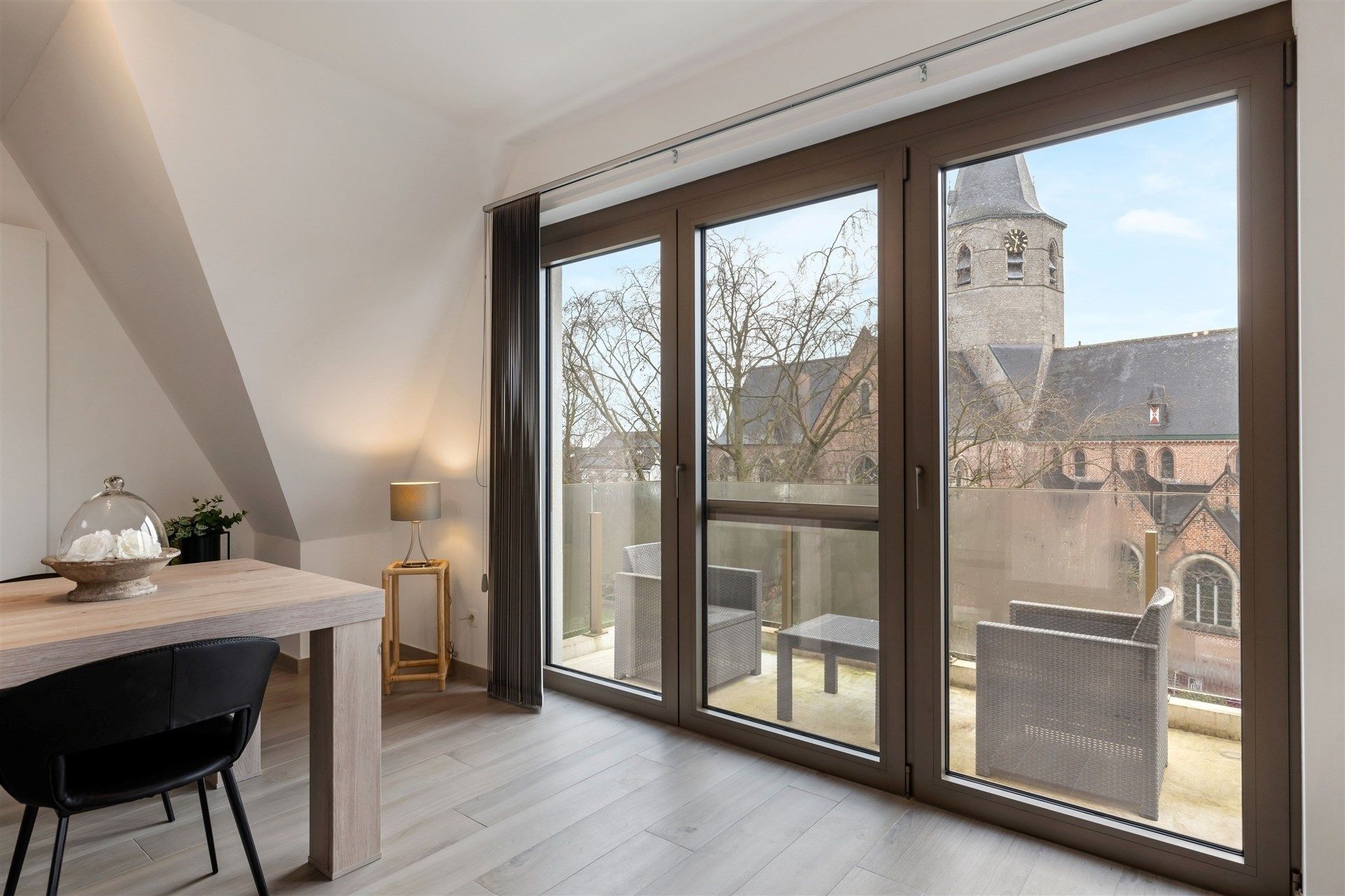 Luxueus appartement met 2 slaapkamers in het centrum van Stekene foto 6
