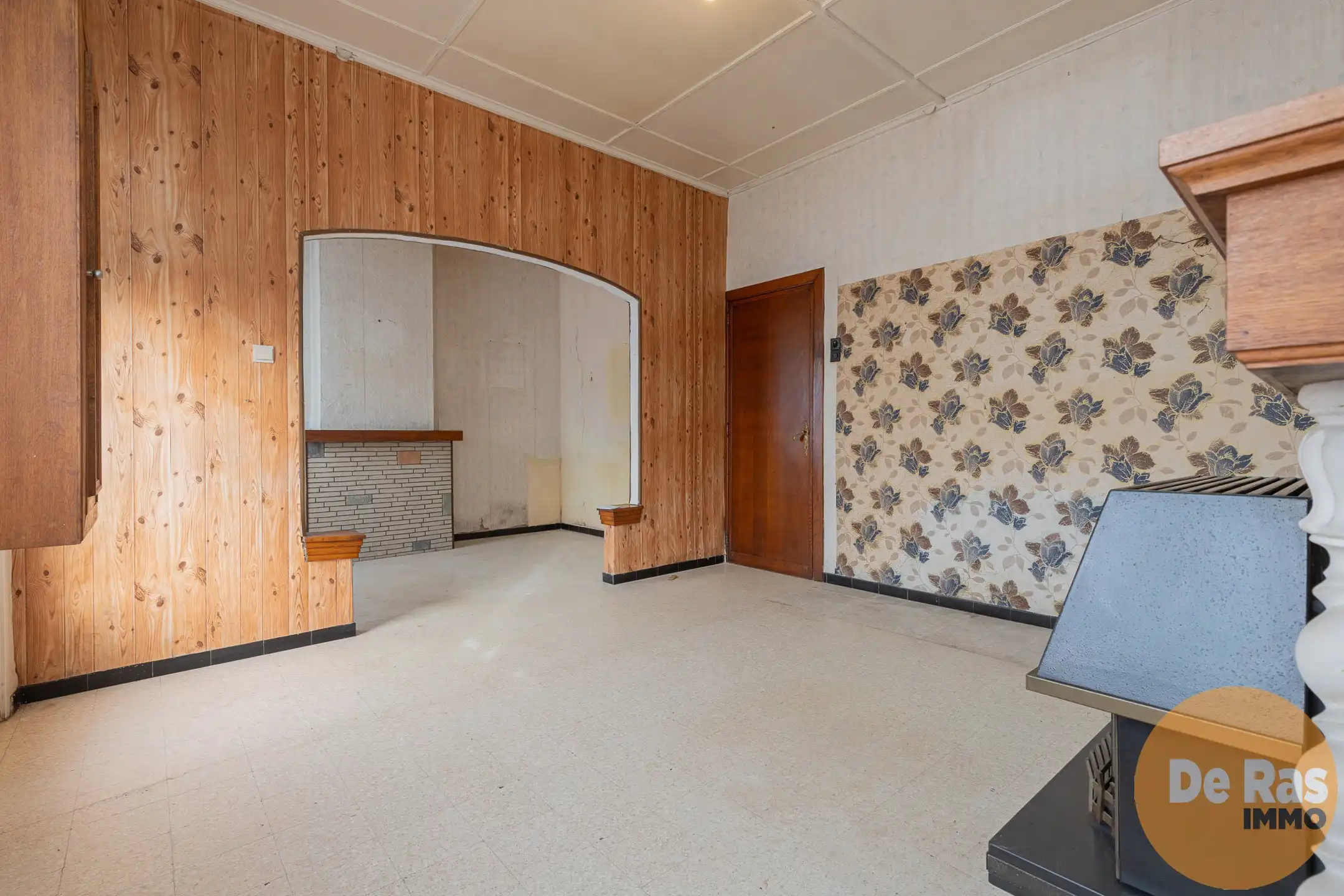 SCHELDEWINDEKE - Te renoveren woning met heel wat potentieel foto 4