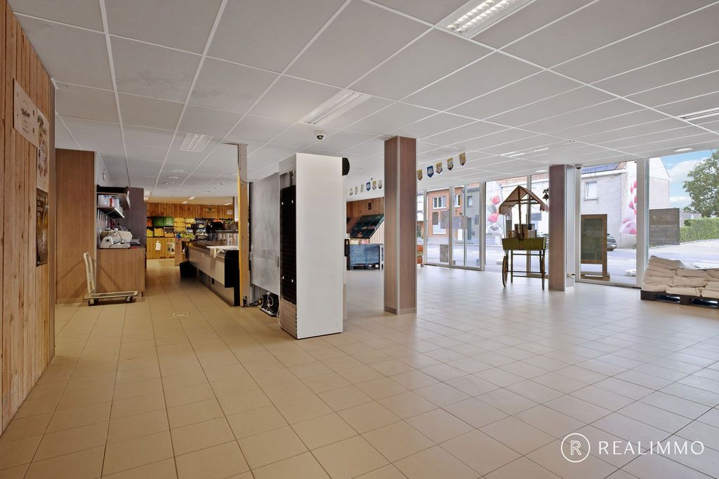Multifunctioneel handelspand op commerciële ligging! foto 2
