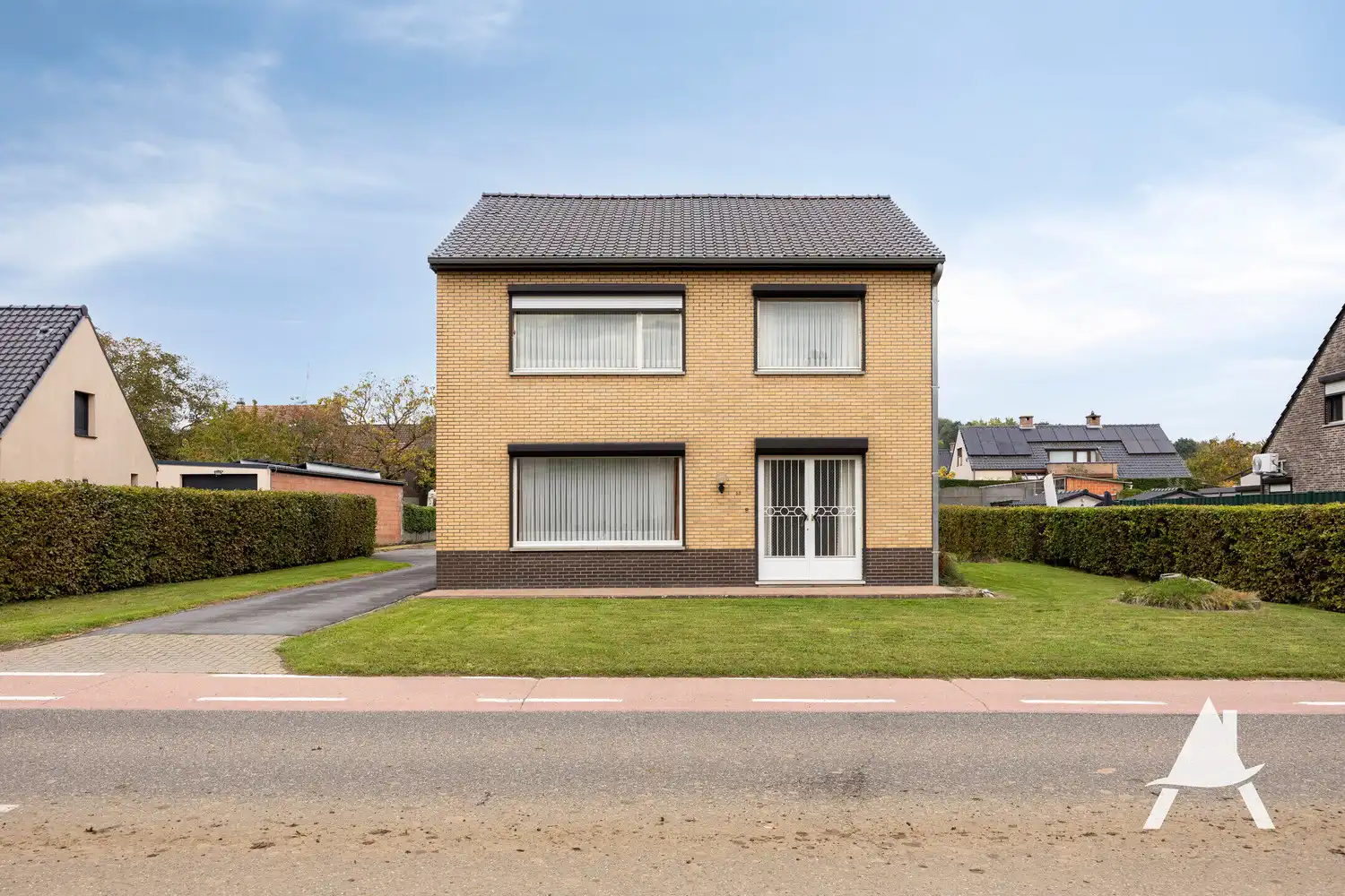 OPEN BEBOUWING MET RUIME GARAGE TE HALEN! foto 32