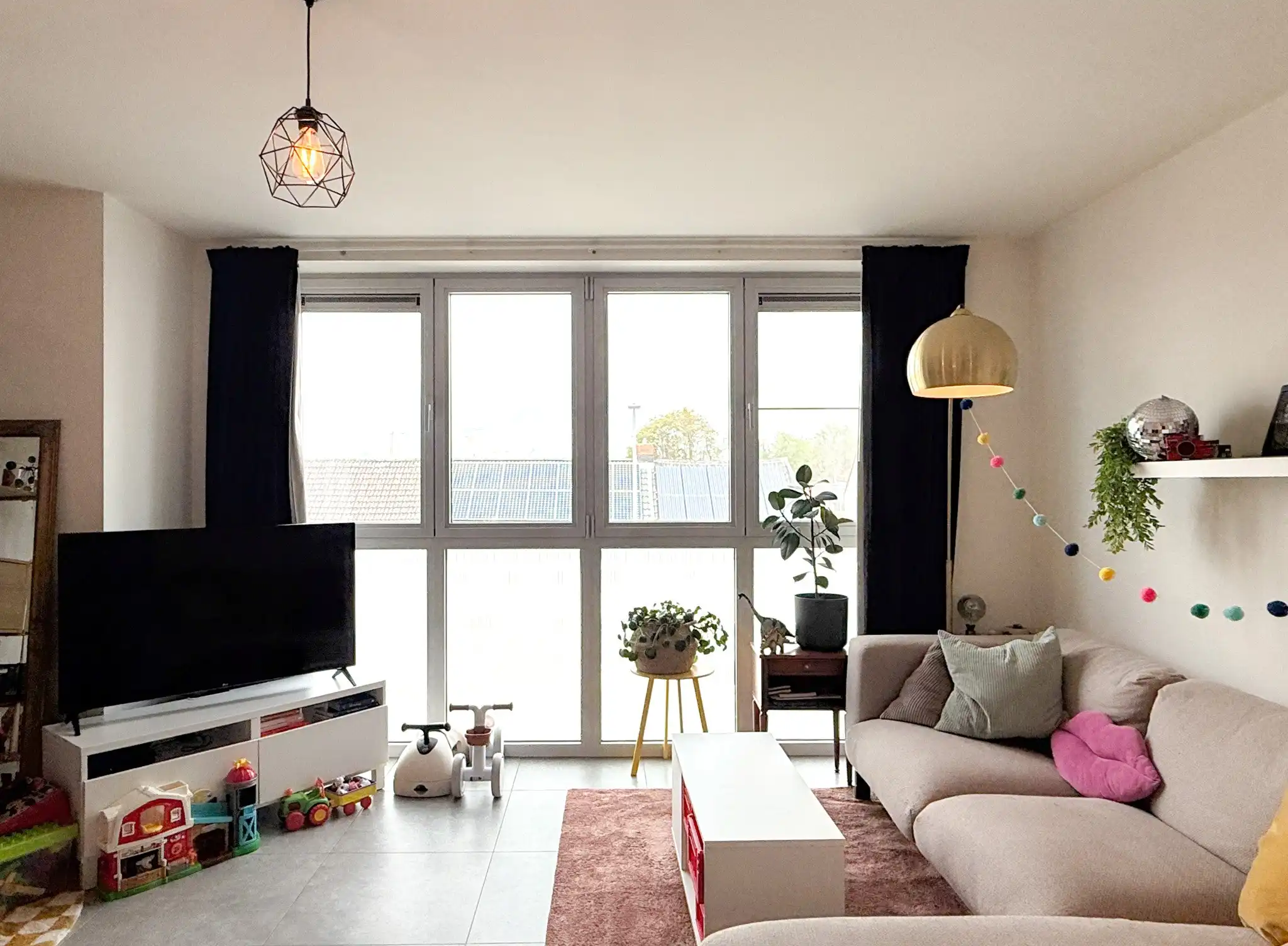 Duplex-appartement met één slaapkamer en overdekte autostaanplaats foto 3