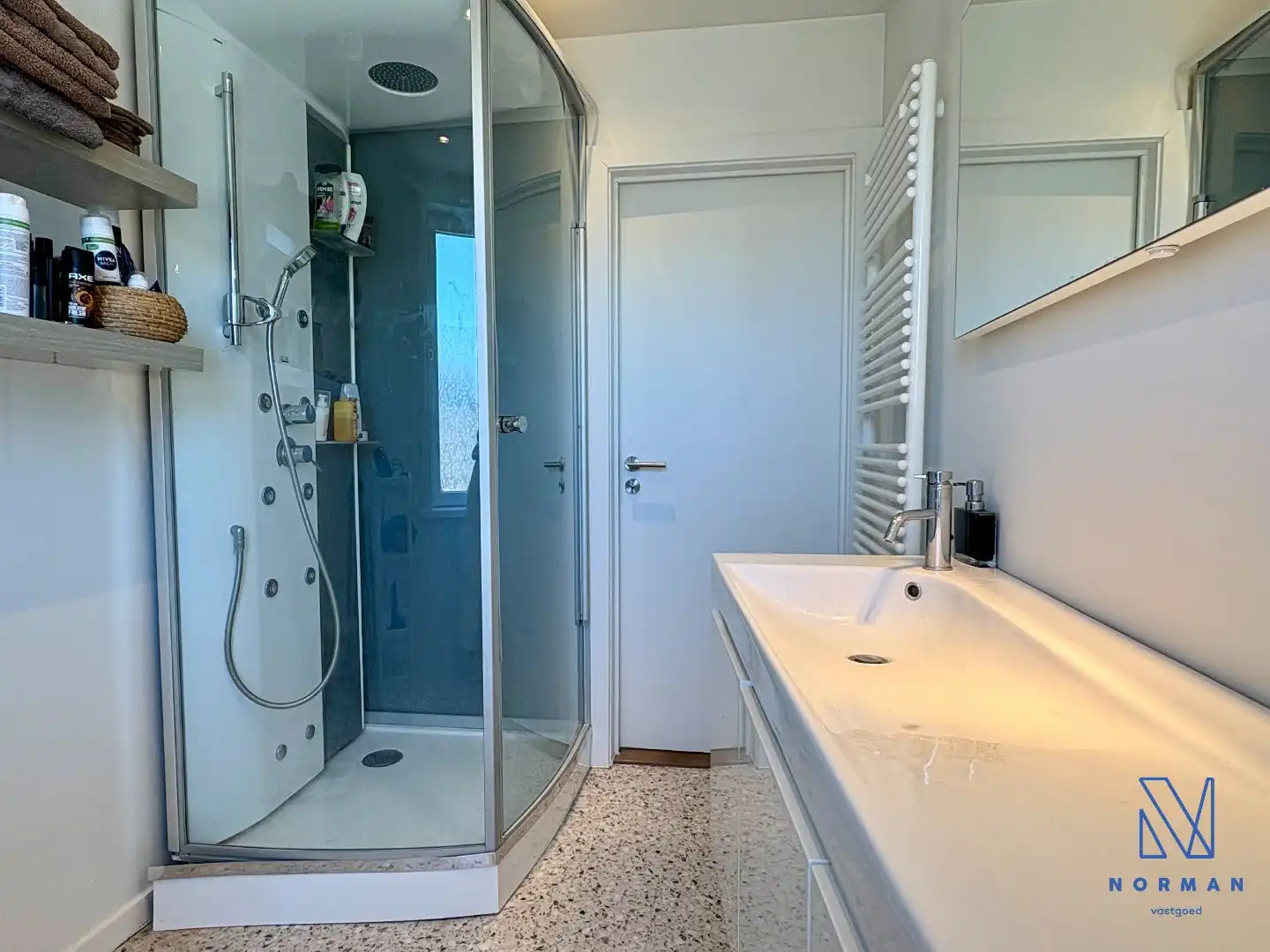 Prachtig gerenoveerde woning te koop met bijgebouw en dubbele garage in Roeselare foto 14