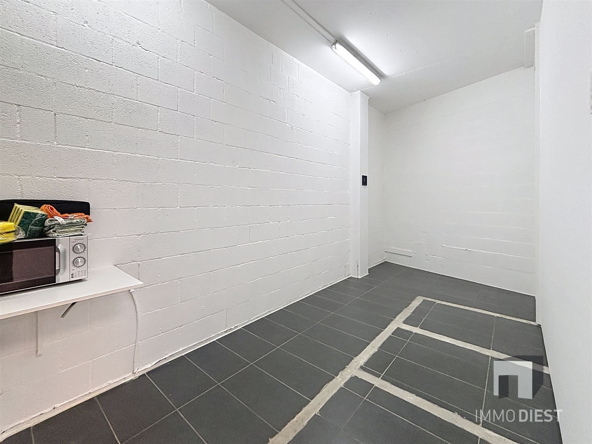 Handelspand op triple A locatie - Centrum Tessenderlo foto 17