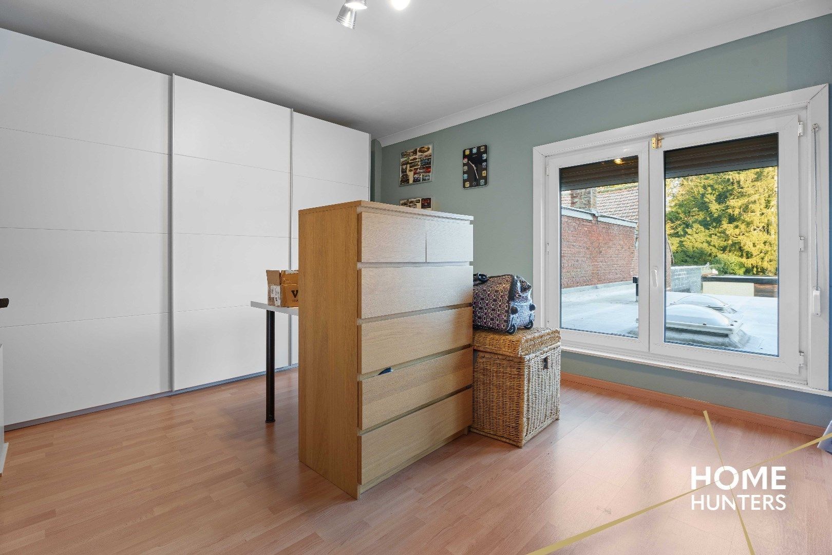 Instapklare woning in hartje Wervik met tal van mogelijkheden foto 9