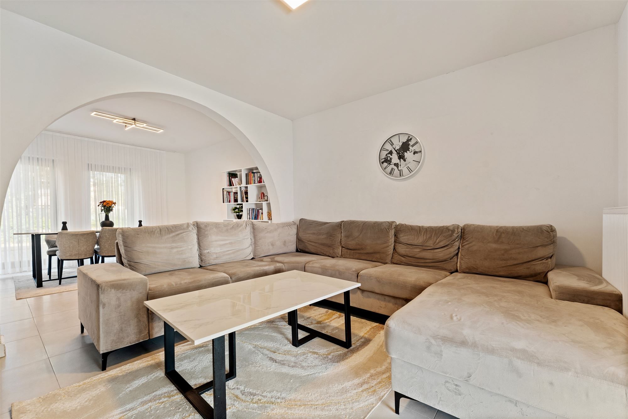 KNAPPE WONING (198M²) MET 3 SLAAPKAMERS + RUIME ZOLDER TE BEVERLO foto 2