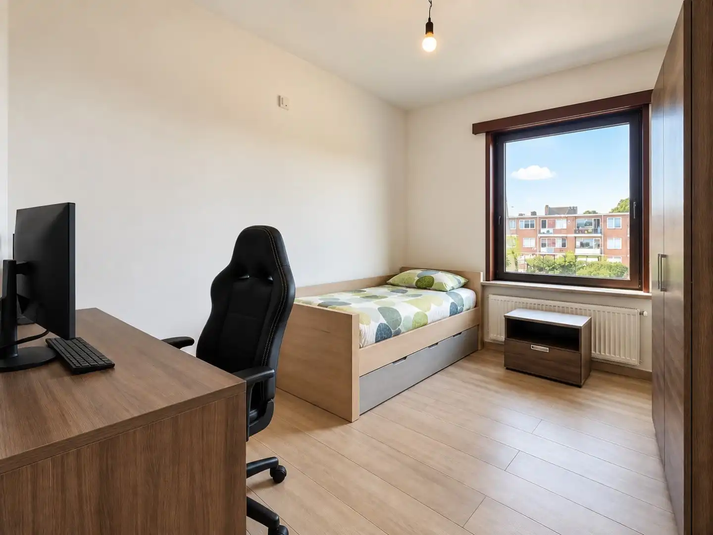 Prachtig gerenoveerd appartement met 2 slaapkamers en garagebox te huur te Wondelgem foto 12
