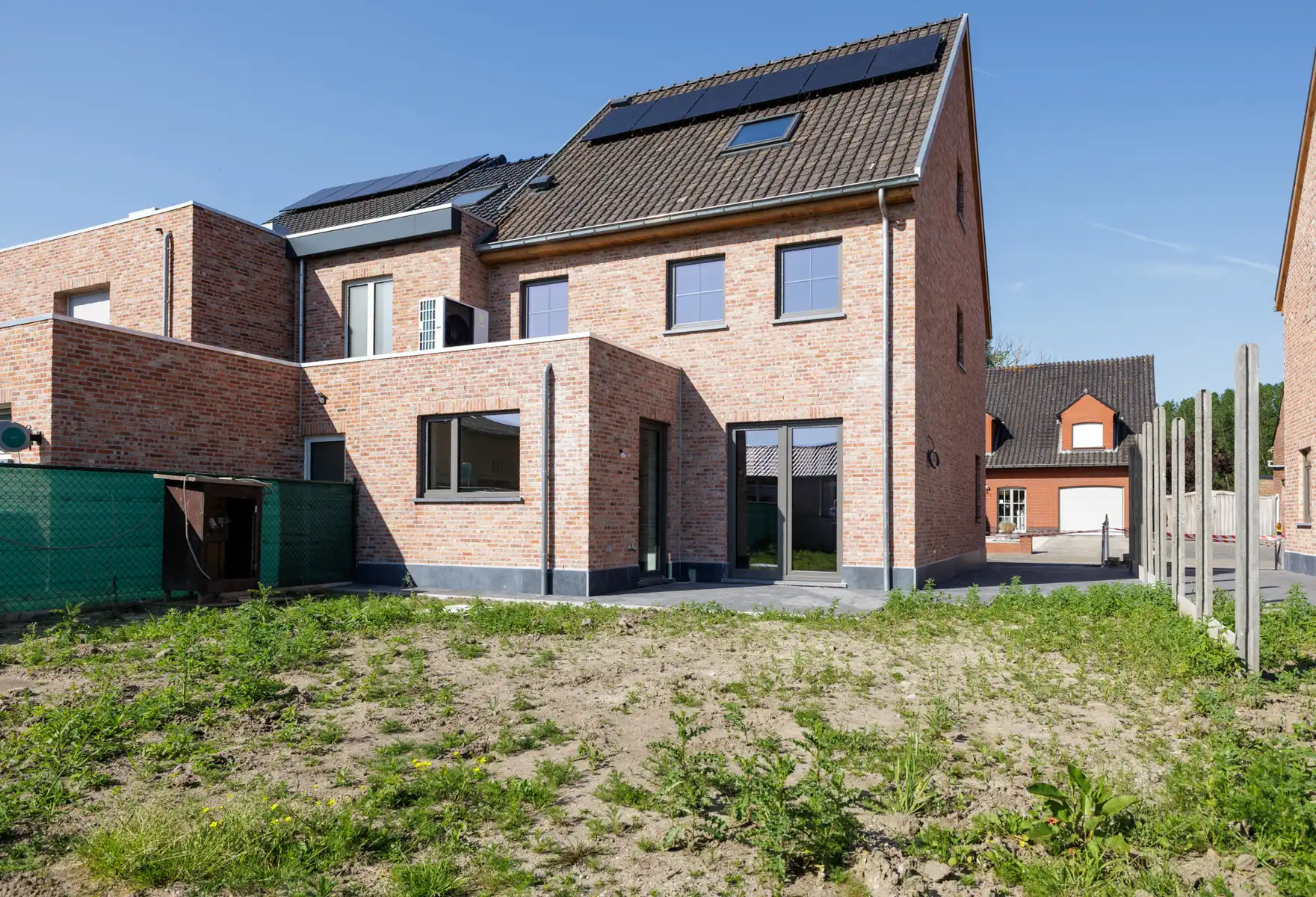 Ruime energiezuinige nieuwbouwwoning (Rechts) foto 13