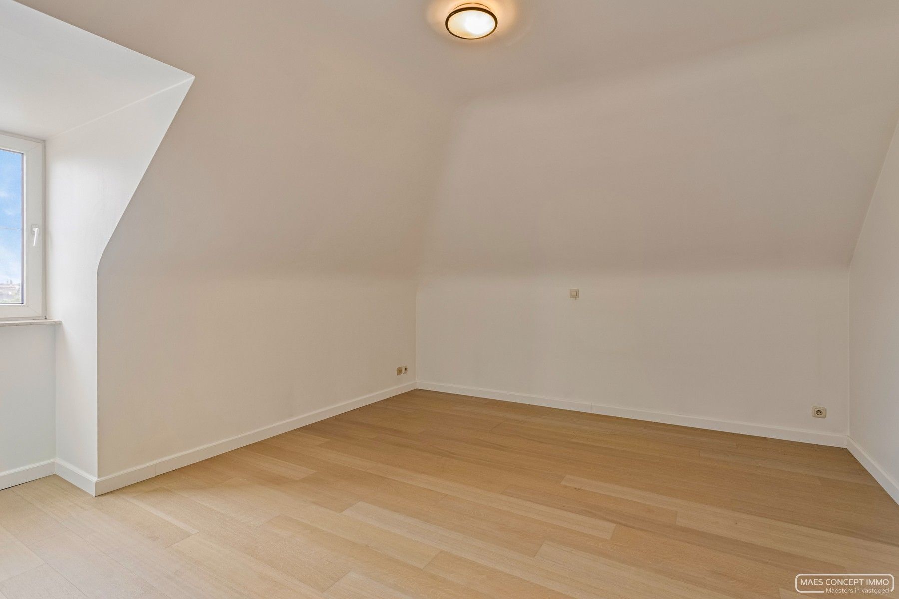 Prachtig dakappartement met garage te koop in het centrum van Vichte</p> foto 7