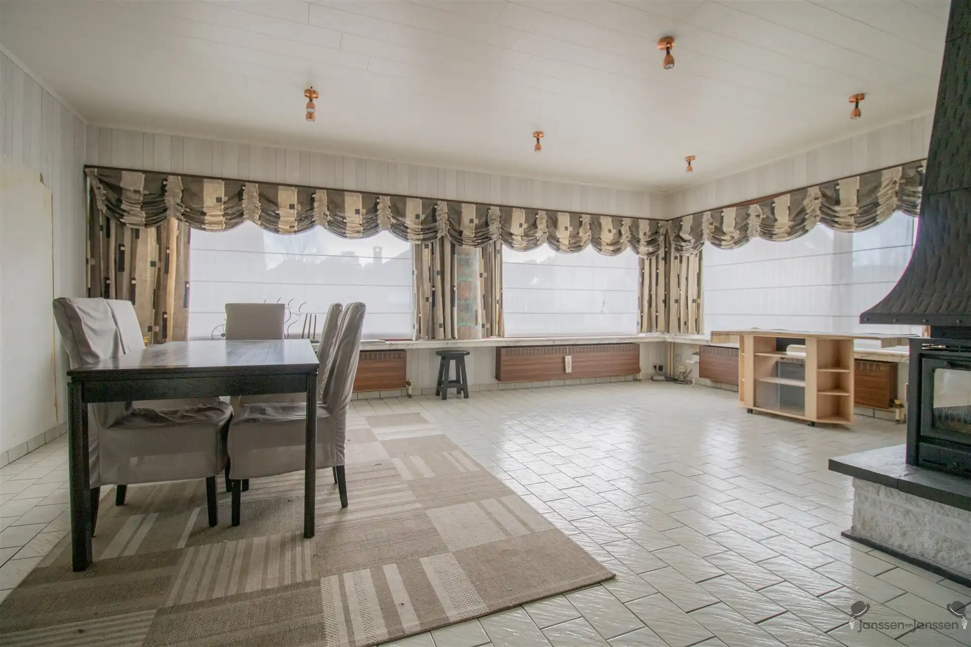 Ruime te renoveren HOB op 522 m² met 3 slaapkamers en ruime zolder met mogelijkheden foto 4