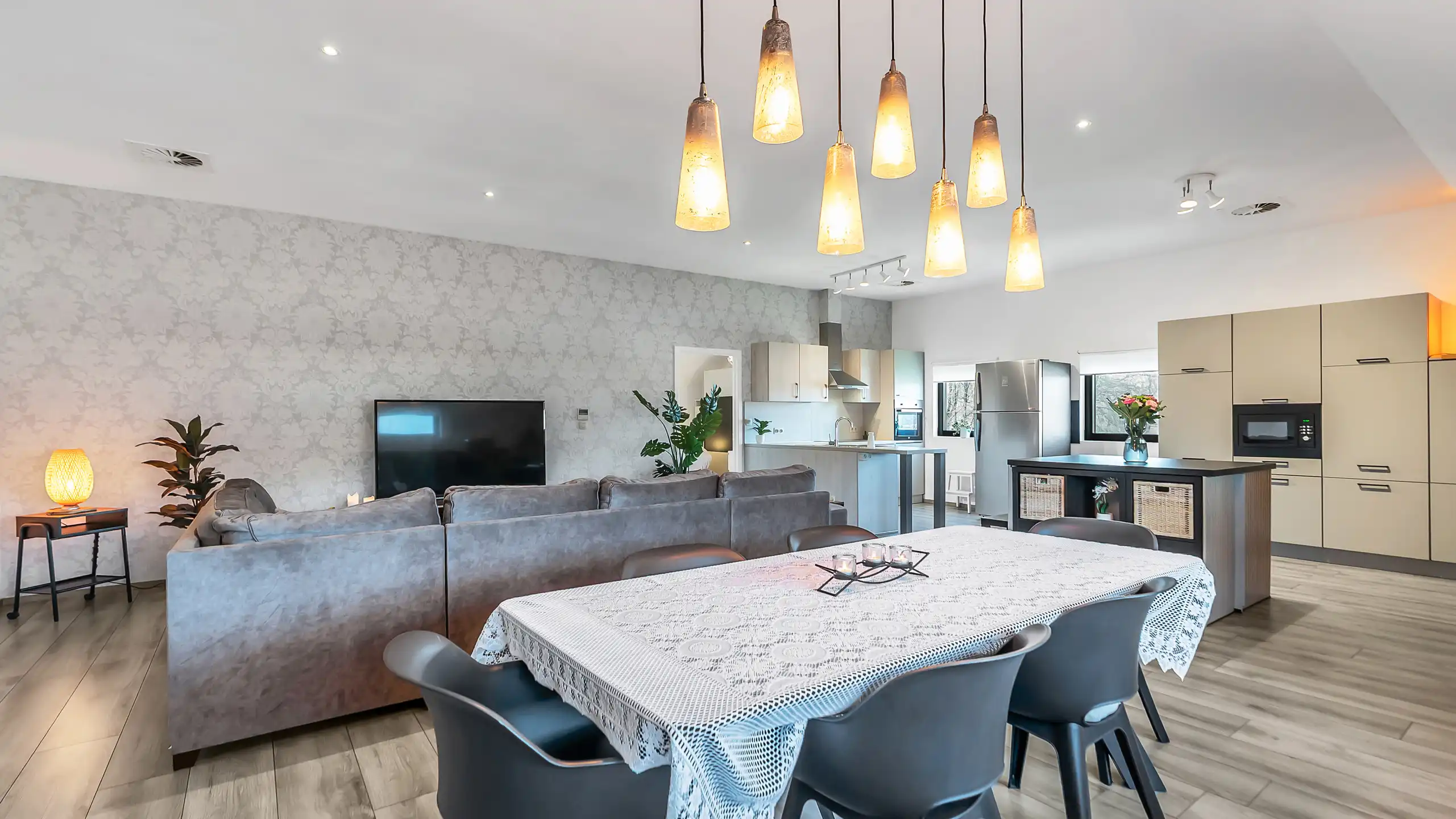 Uniek wonen in loftstijl met veel potentieel op topligging foto 34