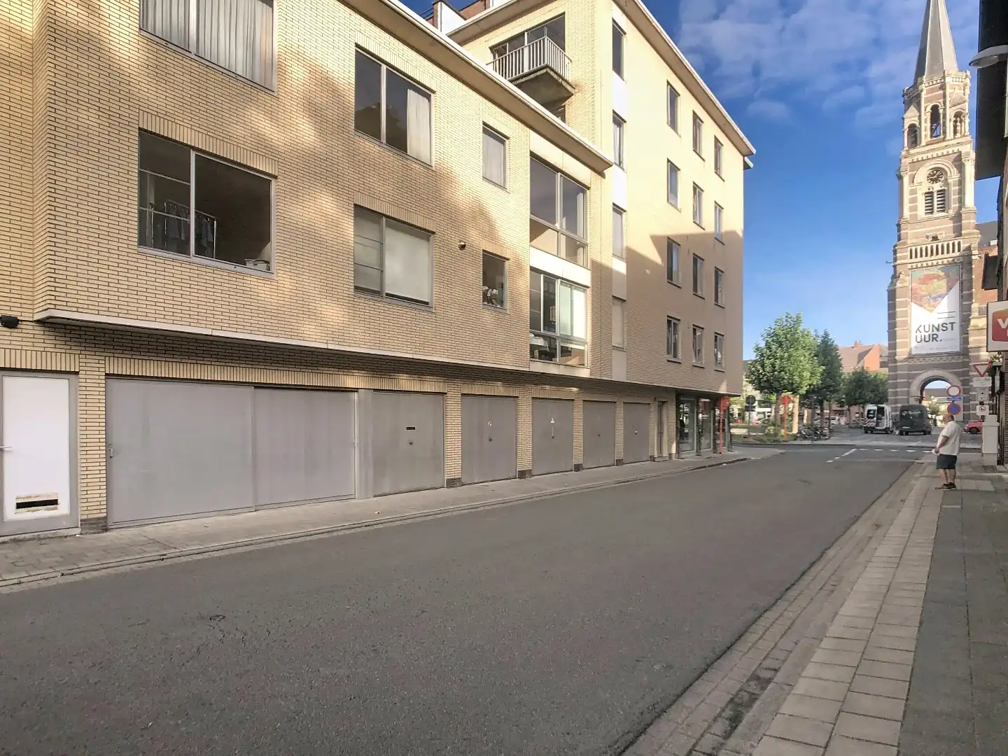 Zeer lichtrijk appartement met 3 slaapkamers en garage in centrum van Roeselare foto 10