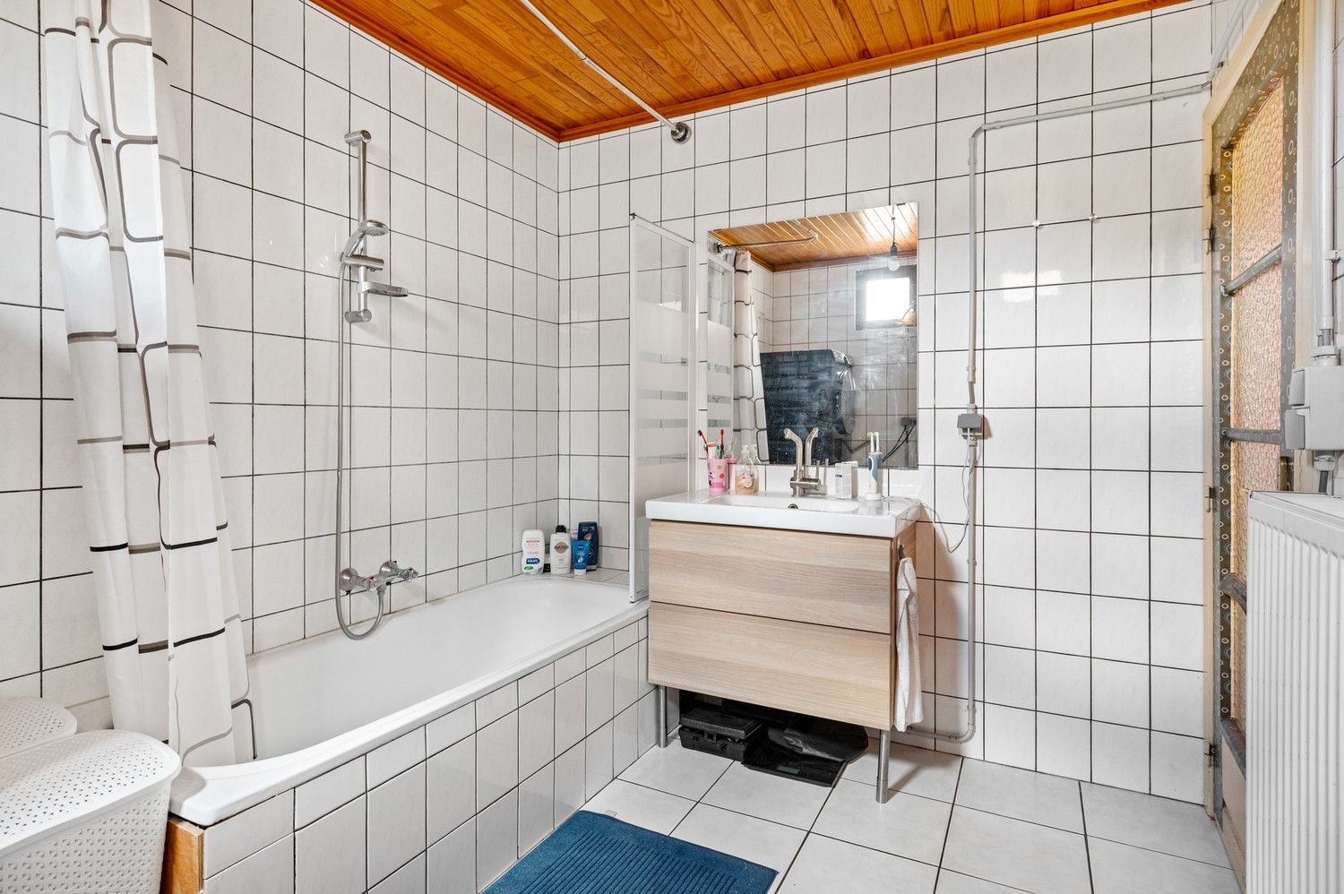 Huis met 4 slaapkamers en tuin te koop in Wijnegem! foto 13