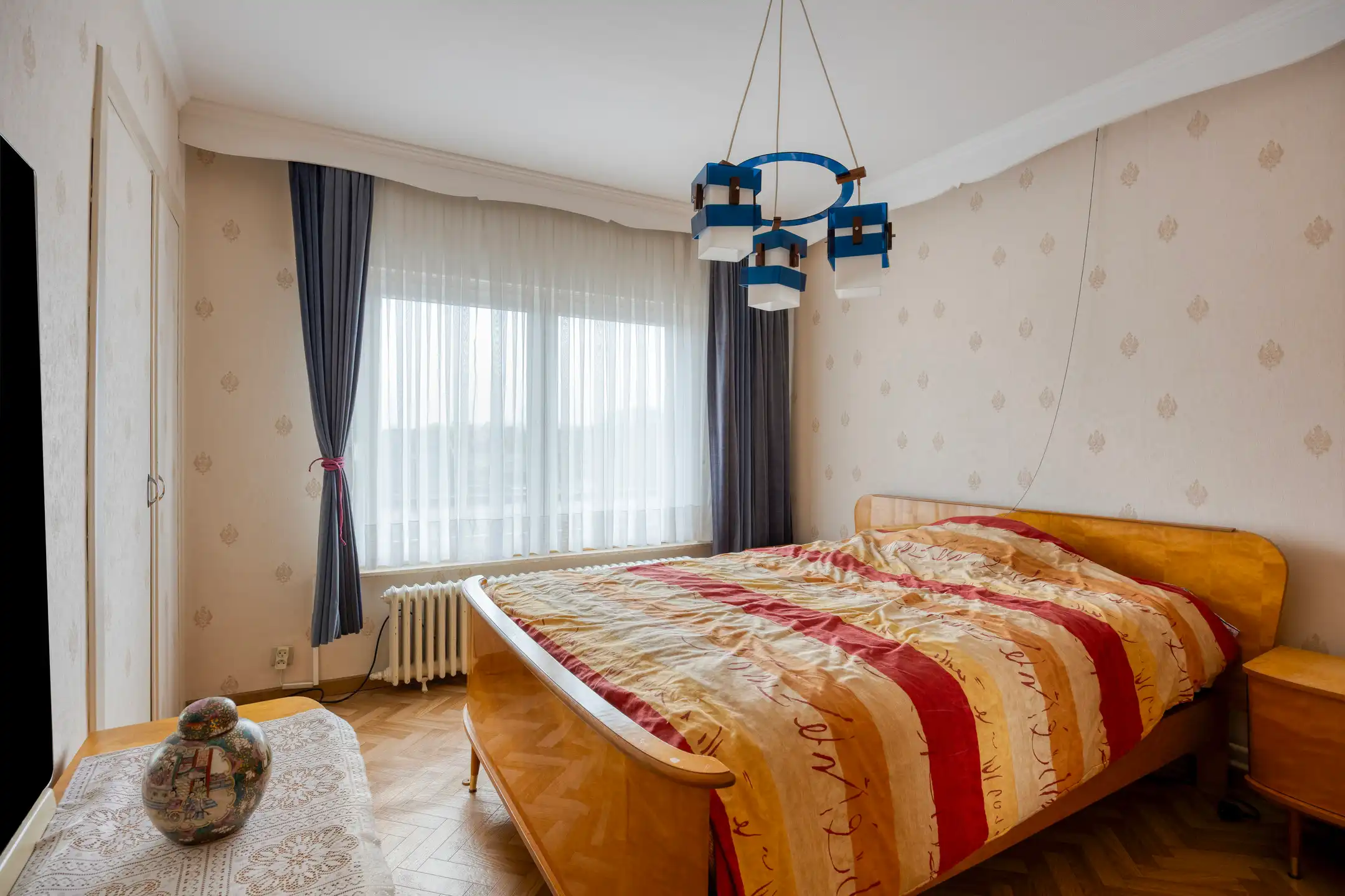 Ruime woonst met praktijkruimte op een perceel van 24 are foto 19