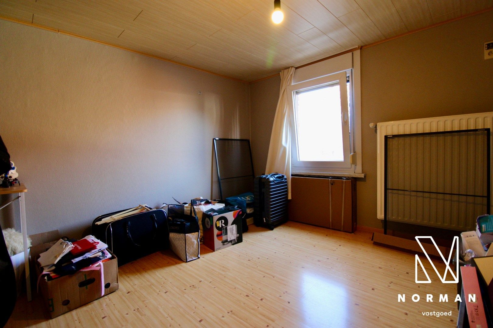 Instapklare woning in rustige straat te Rumbeke foto 13