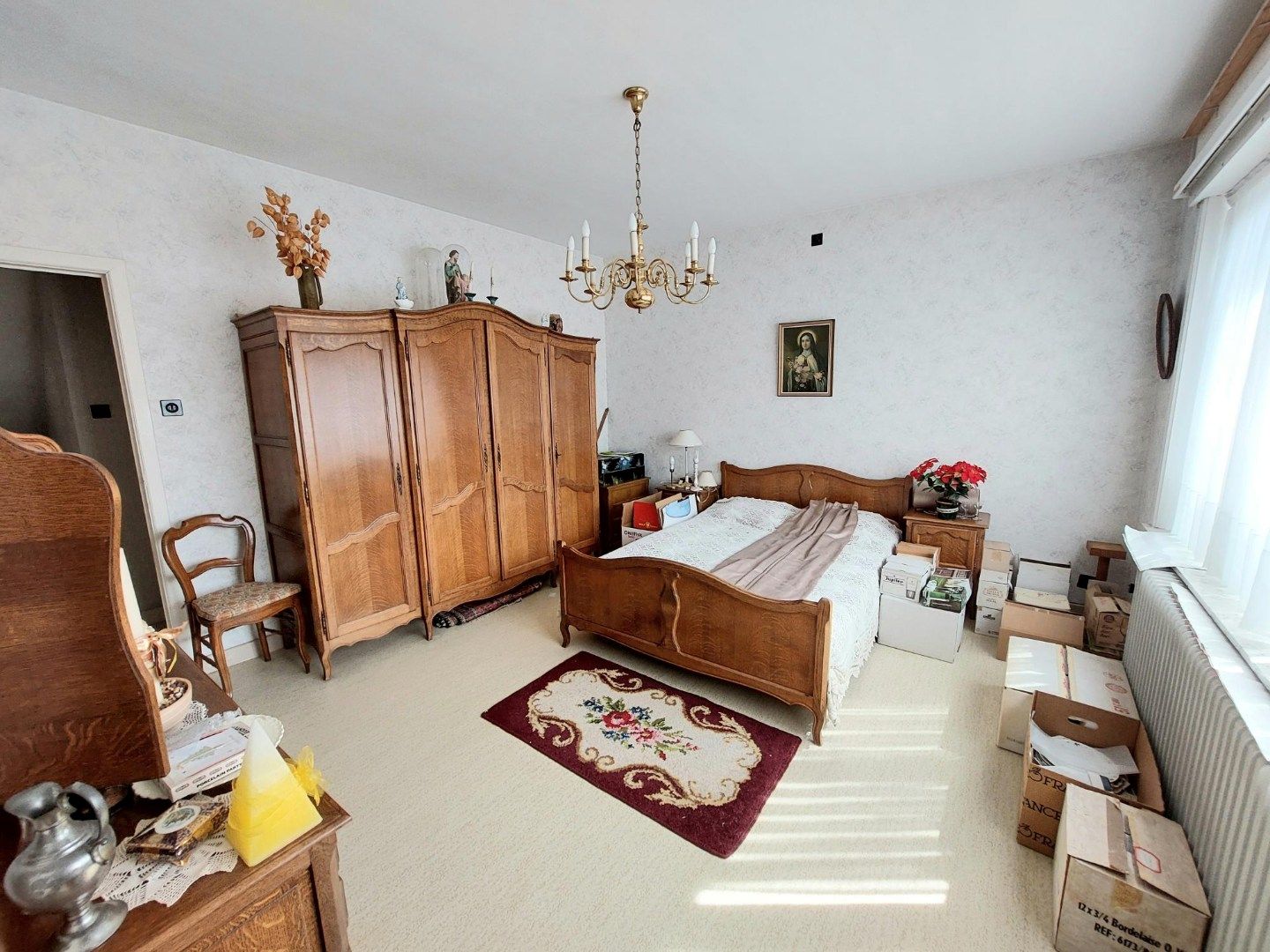 Ruime woning met garage en tuin foto 7