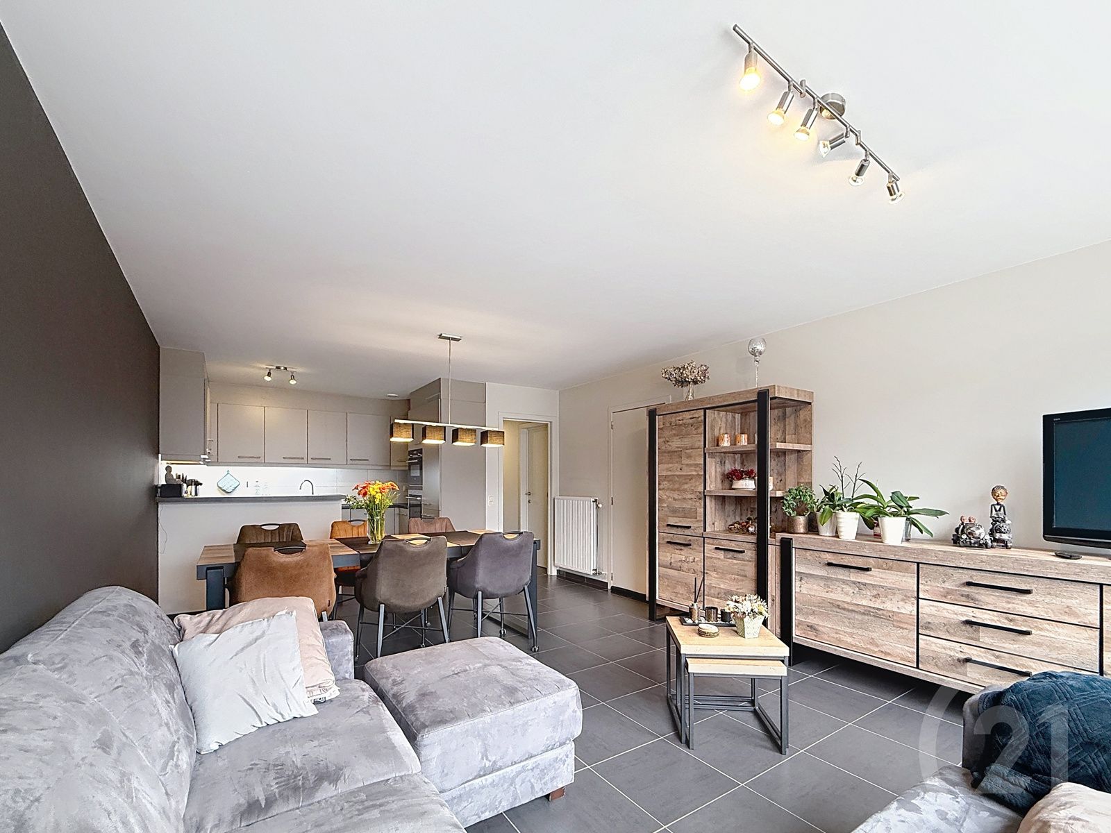 Recent appartement met 2 slaapkamers - centrum van Betekom foto 2